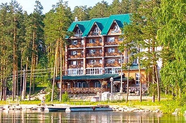 Bookingcom      - 20        